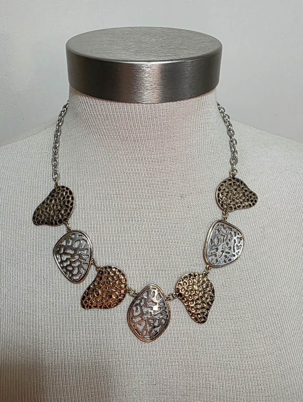 Eric Lyons Statement Necklace Silver Goldtone 21" Long.